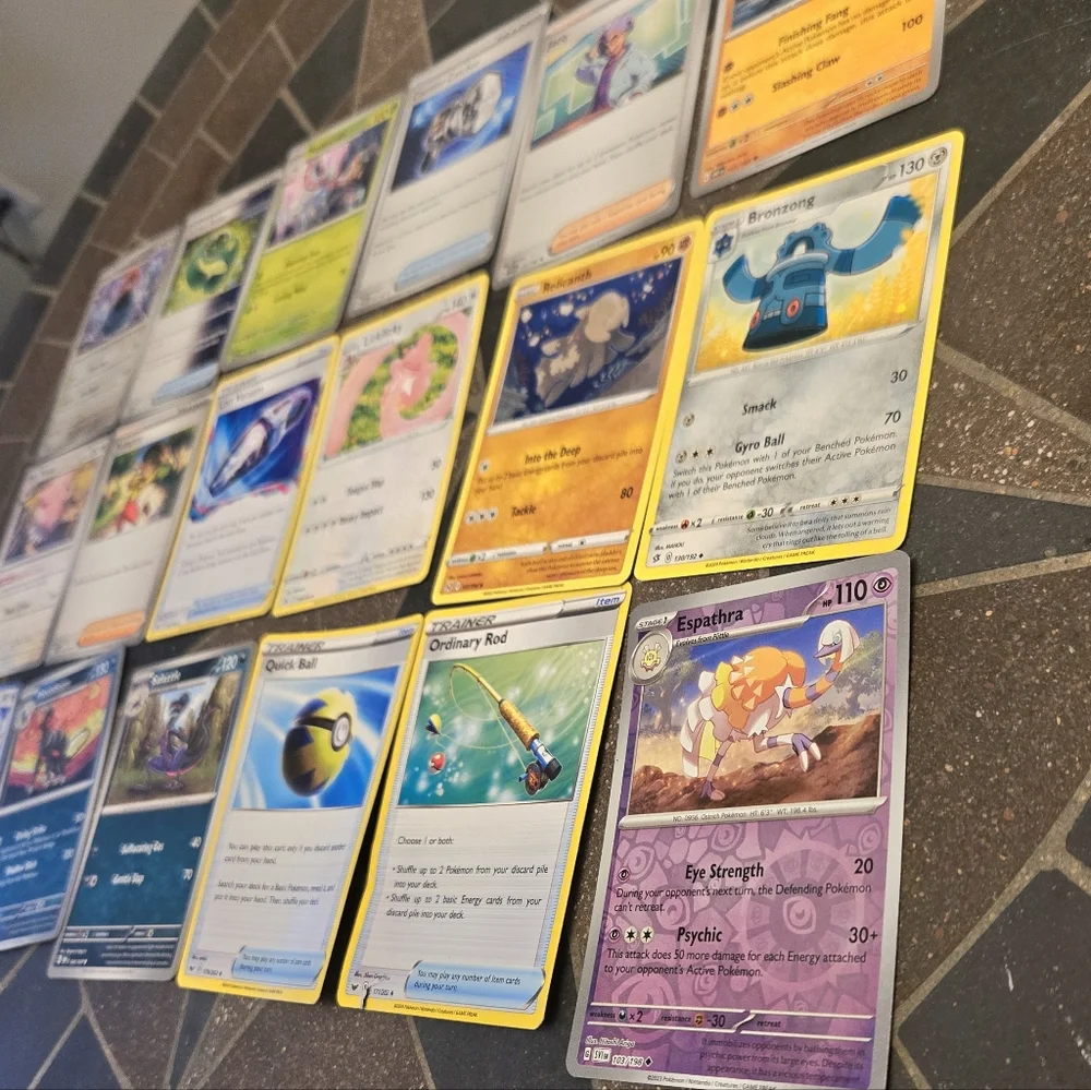 Pokemon TCG Card Assortment Uncommon Black Diamond